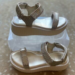 Dolce Vita Debra Sandals 8.5